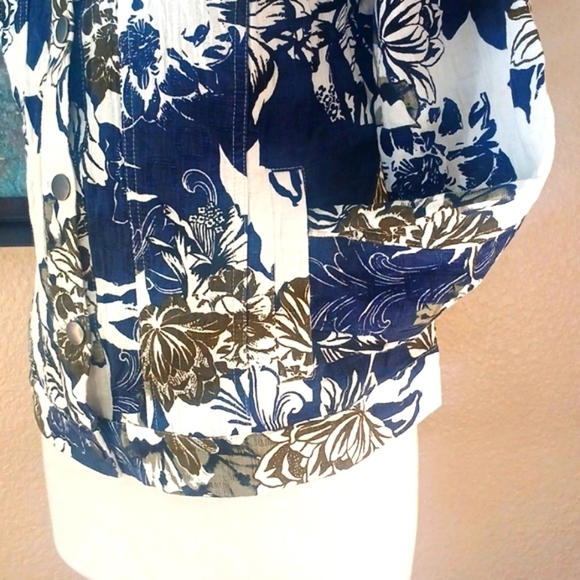BRAND NEW!!! CHRISTOPHER AND BANKS Floral Print Jacket in Blue and White MED - Picture 5 of 12
